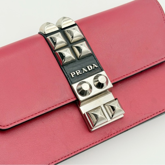 PRADA CITY CALF LEATHER ELEKTRA WALLET ON CHAIN – RED - Picture 6 of 11
